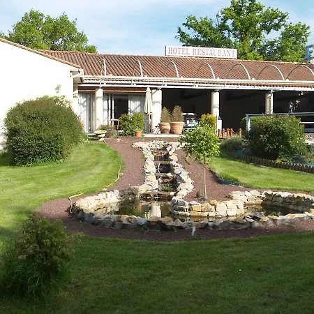 Hotel Au Relais Des Lilas