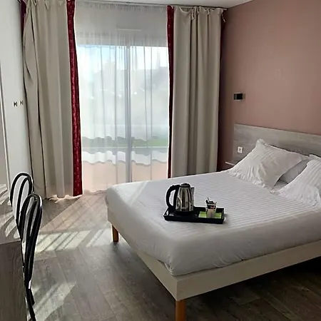 Hotel Au Relais Des Lilas