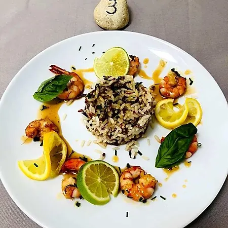 Au Relais Des Lilas Hotel